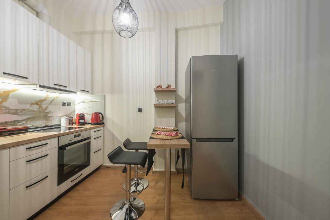 Athens Center Spacious Apartment ภายนอก รูปภาพ