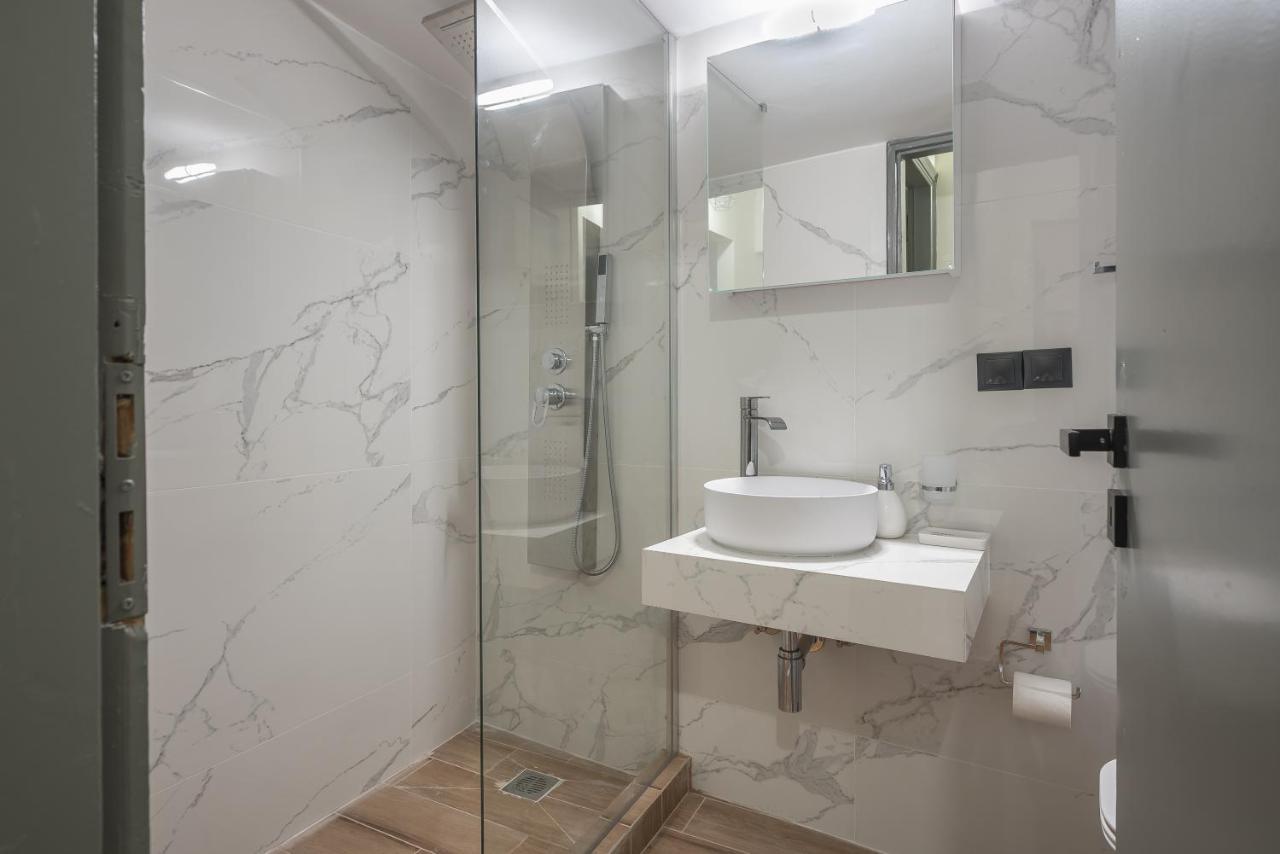 Athens Center Spacious Apartment ภายนอก รูปภาพ